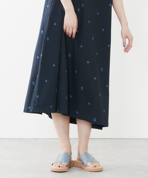 POU DOU DOU（プードゥドゥ）の「トングカバードサンダル（サンダル・レディース・ブラック/ブルー/イエロー・4/3）」の9枚目の写真