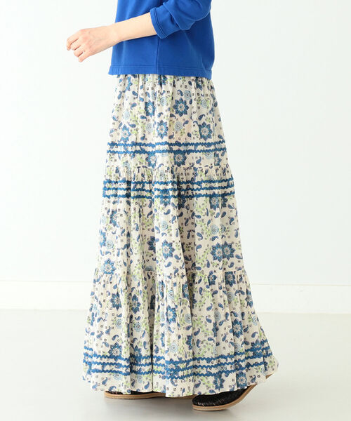 BEAMS BOY（ビームスボーイ）の「trepied × BEAMS BOY / ブロック プリント マキシスカート（スカート・レディース・ブルー/レッド系その他7・ONE SIZE）」の5枚目の写真