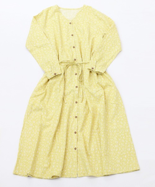 RUGGEDWORKS(ラゲッドワークス)の「【親子・姉妹お揃い】麻混 前開き花柄ワンピース(ワンピース・レディース・イエロー/ライトグリーン・FREE)」の2枚目の写真