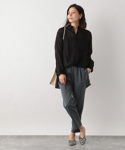 LEPSIM(レプシィム)の「サテンストレッチツヤパンツ 931656(その他パンツ・レディース・ブラウン/ブルー/グレイッシュベージュ・MEDIUM/LARGE)」の17枚目の写真