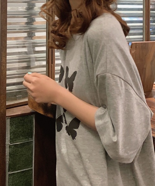 meJane(ミージェーン)の「バタフライプリントロゴBIGシルエットTee【ZOZOTOWN限定】(Tシャツ/カットソー・レディース・ホワイト/グレー/イエロー・FREE)」の8枚目の写真