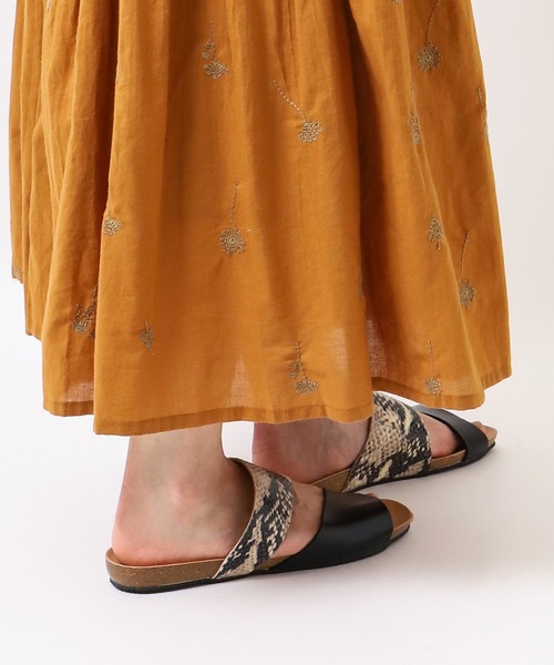 PLAKTON（プラクトン）の「【PLAKTON】プラクトン　２ストラップサンダル（サンダル・レディース・ホワイト/ベージュ/ブラック・XL/L/S/M）」の4枚目の写真