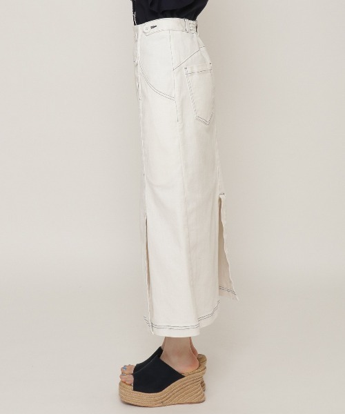 REDYAZEL（レディアゼル）の「デニムダブルボタンデザインタイトスカート（スカート・レディース・オフホワイト/ネイビー/ブルー・SMALL/MEDIUM）」の7枚目の写真