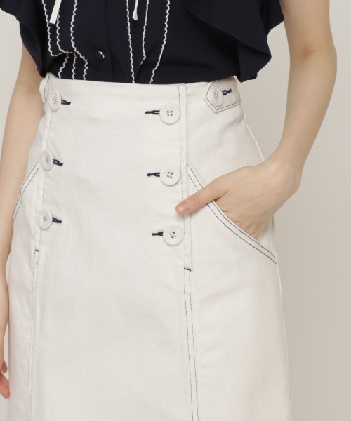 REDYAZEL（レディアゼル）の「デニムダブルボタンデザインタイトスカート（スカート・レディース・オフホワイト/ネイビー/ブルー・SMALL/MEDIUM）」の9枚目の写真