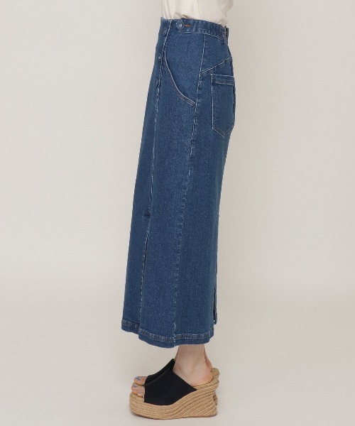 REDYAZEL（レディアゼル）の「デニムダブルボタンデザインタイトスカート（スカート・レディース・オフホワイト/ネイビー/ブルー・SMALL/MEDIUM）」の15枚目の写真