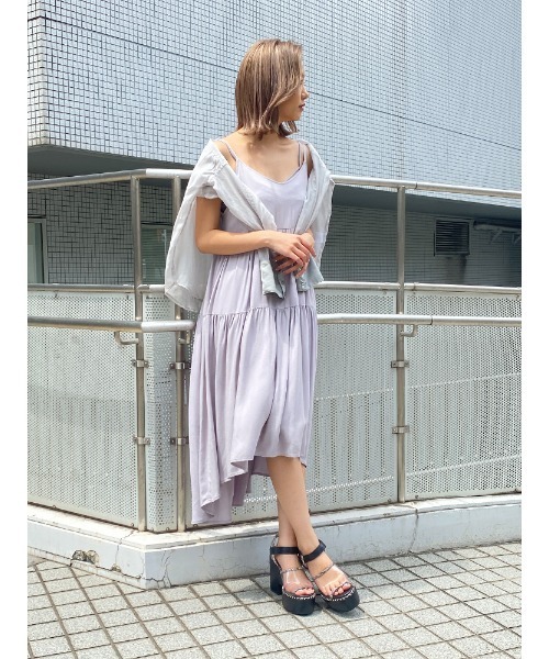 ENVYM（アンビー）の「シャーリングキャミＯＰ（ワンピース・レディース・ブラック/ベージュ/グレー・FREE）」の11枚目の写真