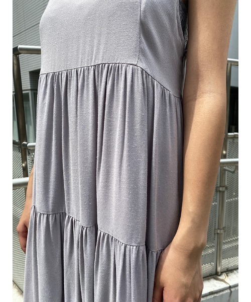 ENVYM（アンビー）の「シャーリングキャミＯＰ（ワンピース・レディース・ブラック/ベージュ/グレー・FREE）」の10枚目の写真