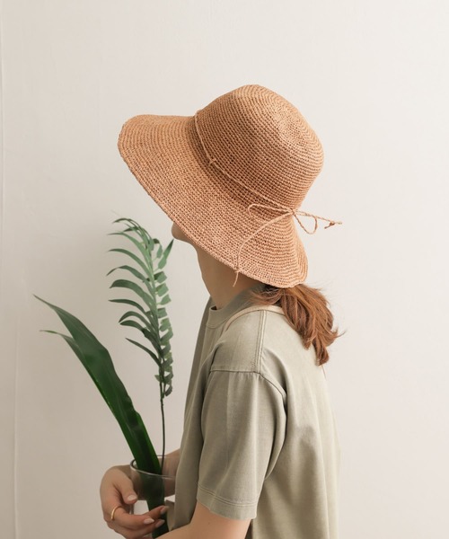 URBAN RESEARCH DOORS(アーバンリサーチドアーズ)の「細編みペーパーハット(ハット・レディース・ナチュラル/ベージュ・ONE)」の3枚目の写真