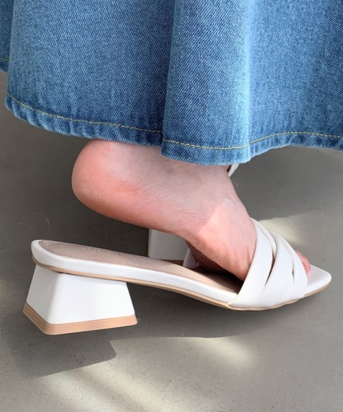 LYDIE(リディー)の「クロス編みメッシュスクエアサンダル(サンダル・レディース・アイボリー/ベージュ/オレンジ/グリーン/オフホワイト/ブラック/イエロー・L/S/XS/LL/M)」の17枚目の写真