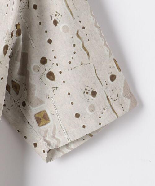 green label relaxing(グリーンレーベルリラクシング)の「CM エステルプリント ルーズ ショートスリーブ 半袖 総柄 シャツ(シャツ/ブラウス・メンズ・ネイビー/ダークグレー/ベージュ・SMALL/MEDIUM/LARGE)」の5枚目の写真