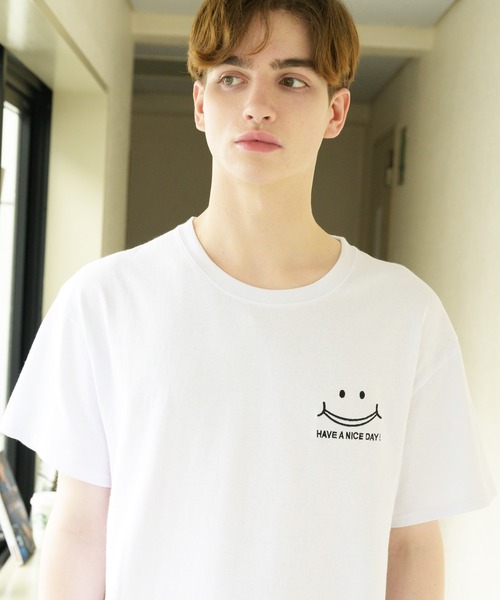 ８(eight)（エイト）の「８(eight)×スマイル コラボ SMILEオリジナル半袖Tシャツ（Tシャツ/カットソー・メンズ・ホワイト/ブラック/ネイビー・MEDIUM/LARGE）」の10枚目の写真