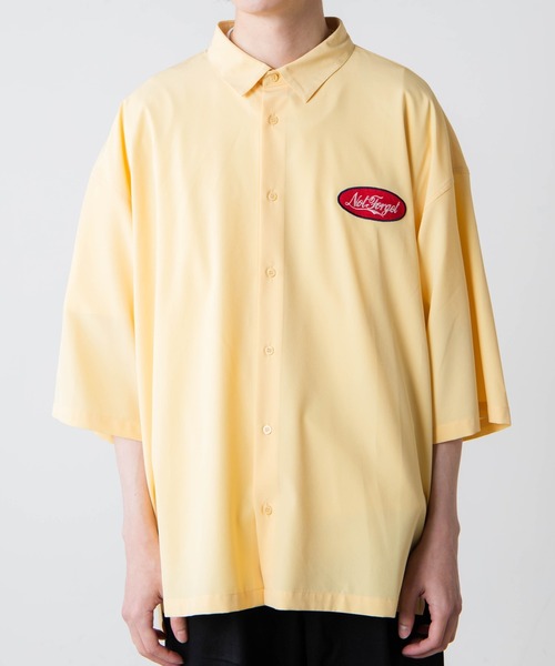 WEGO(ウィゴー)の「WEGO/ビンテージロゴ刺繍ビッグシルエット5分袖シャツ(シャツ/ブラウス・メンズ・ホワイト/ダークグリーン/イエロー・MEDIUM/LARGE)」の18枚目の写真