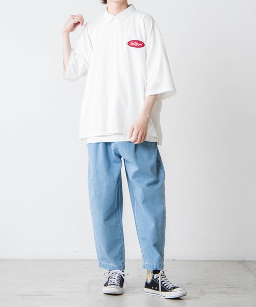 WEGO(ウィゴー)の「WEGO/ビンテージロゴ刺繍ビッグシルエット5分袖シャツ(シャツ/ブラウス・メンズ・ホワイト/ダークグリーン/イエロー・MEDIUM/LARGE)」の4枚目の写真