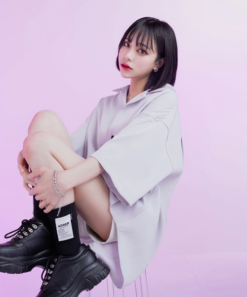 ADRER（アドラー）の「high drape back belt open collar shirt/ハイドレープバックベルトオープンカラーシャツ（シャツ/ブラウス・メンズ・ブラック/グレー・SMALL/MEDIUM/LARGE/X-SMALL）」の21枚目の写真