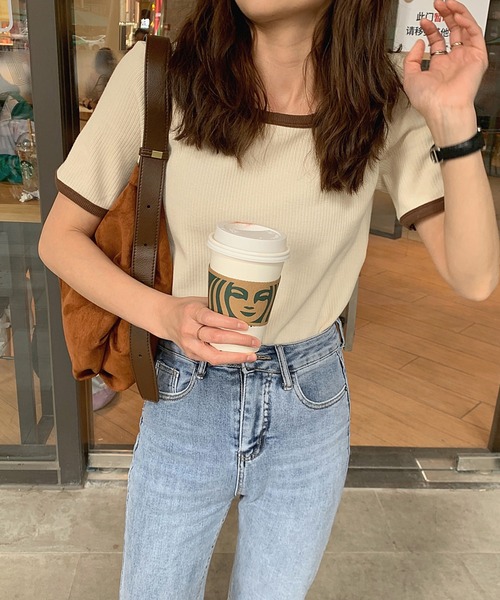 JUNOAH（ジュノア）の「バイカラーリブカットソー（Tシャツ/カットソー・レディース・ホワイト/ブラック/ベージュ/ブラウン/ピンク/オレンジ/ブルー/グリーン/ミント/クリーム・MEDIUM/LARGE/X-LARGE）」の20枚目の写真