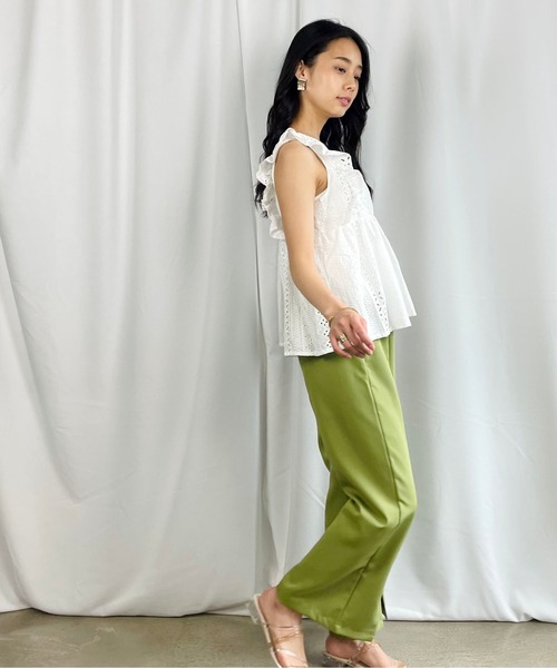 QuON(クオン)の「エンブロコットンレース ノースリブラウス(シャツ/ブラウス・レディース・ホワイト/ブラック/グリーン・FREE)」の8枚目の写真