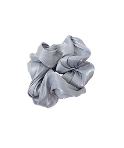 MODE ROBE（モードローブ）の「サテンカラーシュシュ（シュシュ・レディース・イエロー/アイボリー/ミント/ブルー系その他/ピンクベージュ/ライトベージュ・FREE）」の4枚目の写真