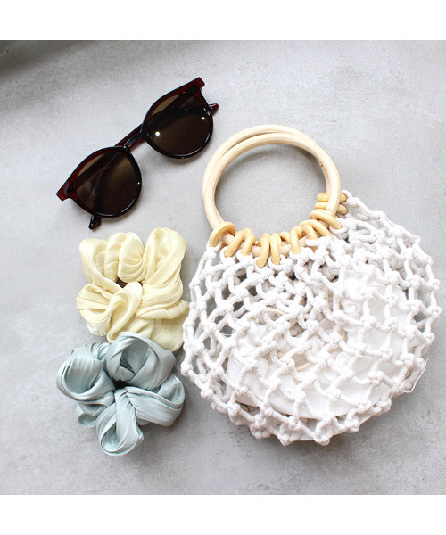 MODE ROBE（モードローブ）の「サテンカラーシュシュ（シュシュ・レディース・イエロー/アイボリー/ミント/ブルー系その他/ピンクベージュ/ライトベージュ・FREE）」の11枚目の写真