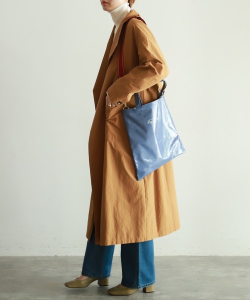 rapiecage（ラピエサージュ）の「PVCコーティングショルダートートBAG（ショルダーバッグ・レディース・ホワイト/ブラック/サックスブルー・FREE）」の9枚目の写真