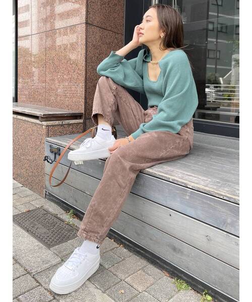 EVRIS（エヴリス）の「ボリュームテーパードデニムパンツ（デニムパンツ・レディース・ブラック/ブラウン/カーキ・SMALL/MEDIUM）」の20枚目の写真