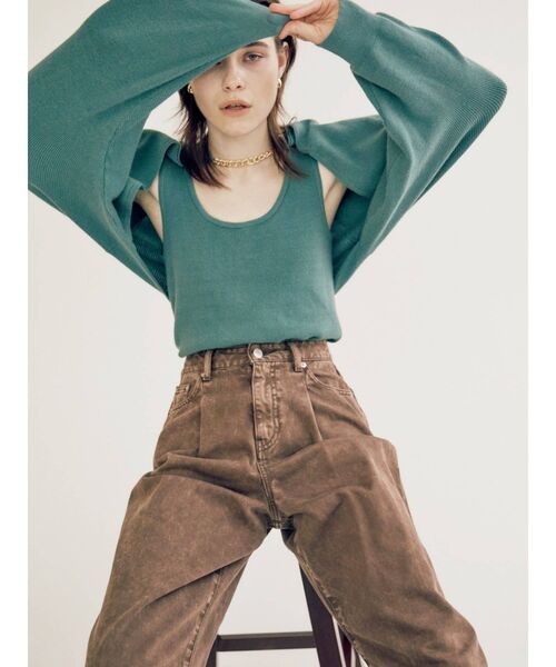 EVRIS（エヴリス）の「ボリュームテーパードデニムパンツ（デニムパンツ・レディース・ブラック/ブラウン/カーキ・SMALL/MEDIUM）」の21枚目の写真