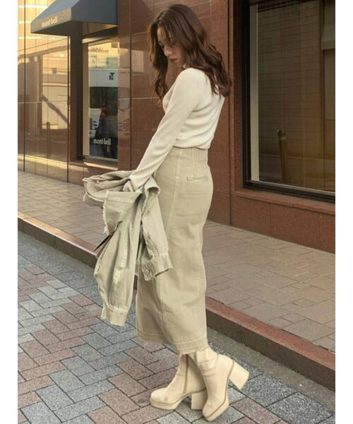 MURUA(ムルーア)の「フロントZIPタイトスカート(スカート・レディース・ベージュ・1/2)」の6枚目の写真