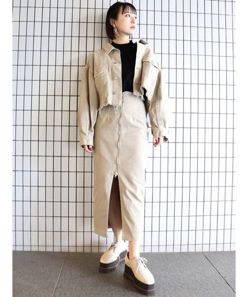 MURUA(ムルーア)の「フロントZIPタイトスカート(スカート・レディース・ベージュ・1/2)」の8枚目の写真