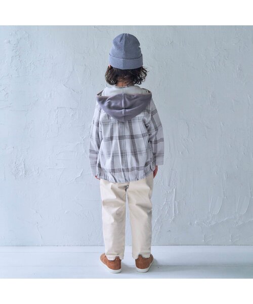 apres les cours（アプレレクール）の「カーブシルエットストレッチパンツ 10分丈（その他パンツ・キッズ・ダークブラウン/オフホワイト/マスタード/サックスブルー・100/110/120/130/140/80/90）」の10枚目の写真