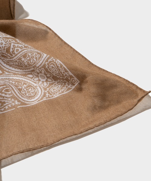 DELUXE（デラックス）の「NIGHT FOG（ストール/ショール・メンズ・ブラック/ベージュ・FREE）」の6枚目の写真