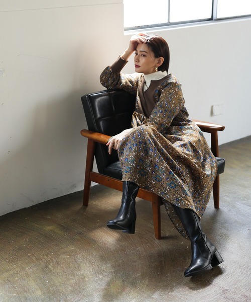 ENNEA（エンネア）の「【2021A/W】カフスタン・ジョーゼットペイズリーレトロプリント・ニット切り替えロングワンピース（ワンピース・レディース・ブラック/グリーン/キャメル・38）」の16枚目の写真