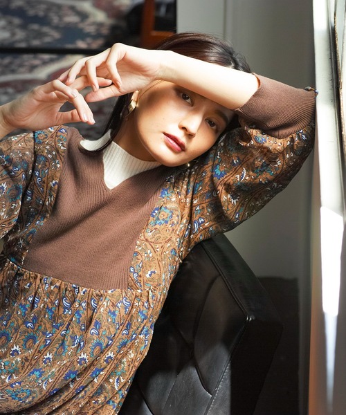 ENNEA（エンネア）の「【2021A/W】カフスタン・ジョーゼットペイズリーレトロプリント・ニット切り替えロングワンピース（ワンピース・レディース・ブラック/グリーン/キャメル・38）」の10枚目の写真