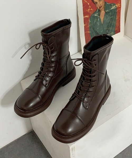 KOR(ケーオーアール)の「レースアップ ショートブーツ(ブーツ・レディース・ブラック/ブラウン・35/36/37/38/39/40)」の2枚目の写真