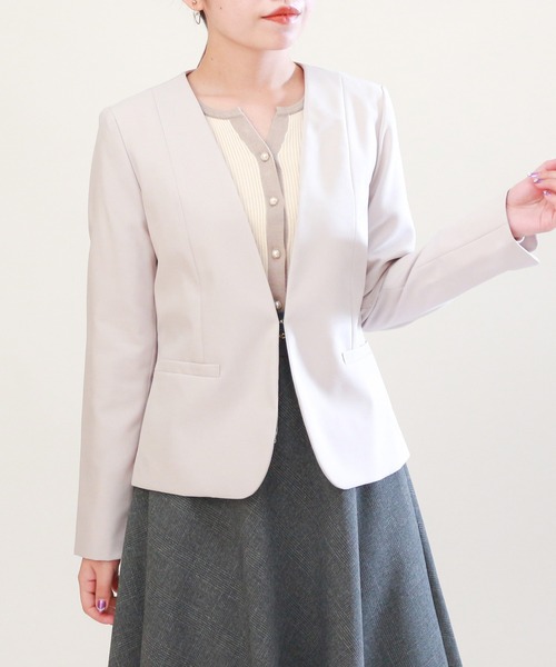 TRUDEA（トルディア）の「カチオンカラーレスジャケット（ノーカラージャケット・レディース・ライトグレー/ブラック/ネイビー/グレイッシュベージュ・MEDIUM/LARGE）」の3枚目の写真