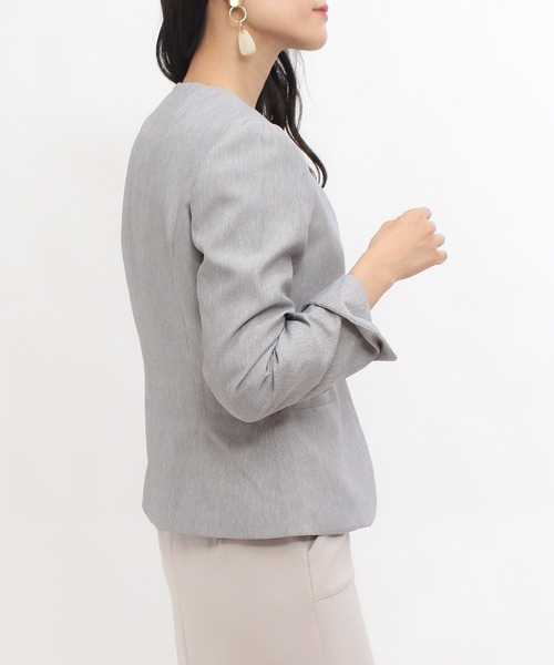 TRUDEA（トルディア）の「カチオンカラーレスジャケット（ノーカラージャケット・レディース・ライトグレー/ブラック/ネイビー/グレイッシュベージュ・MEDIUM/LARGE）」の15枚目の写真