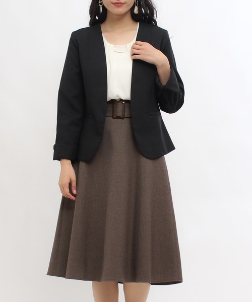 TRUDEA（トルディア）の「カチオンカラーレスジャケット（ノーカラージャケット・レディース・ライトグレー/ブラック/ネイビー/グレイッシュベージュ・MEDIUM/LARGE）」の6枚目の写真