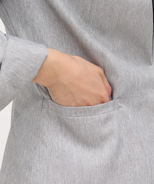 TRUDEA（トルディア）の「カチオンカラーレスジャケット（ノーカラージャケット・レディース・ライトグレー/ブラック/ネイビー/グレイッシュベージュ・MEDIUM/LARGE）」の7枚目の写真