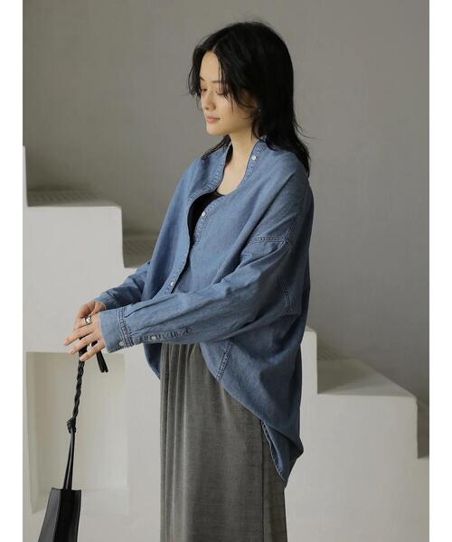 AMERICAN HOLIC（アメリカンホリック）の「バックタックデニムシャツ（シャツ/ブラウス・レディース・インディゴブルー・M/L）」の5枚目の写真