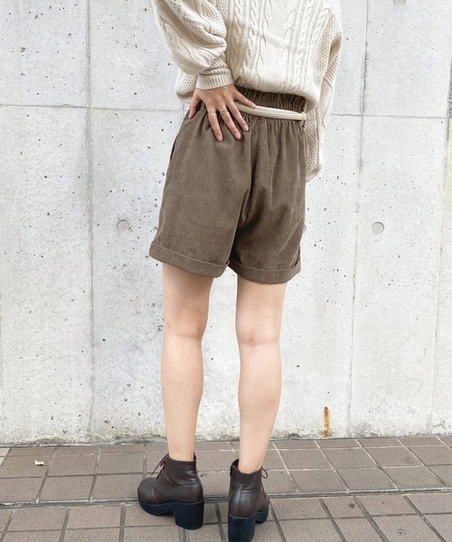 apres jour（アプレジュール）の「コーデュロイショートパンツ【ZOZOTOWN限定アイテム】（その他パンツ・レディース・モカ/アイボリー/ブルー系その他・フリー/X-LARGE）」の19枚目の写真