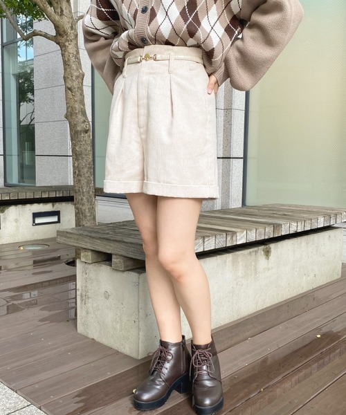 apres jour（アプレジュール）の「コーデュロイショートパンツ【ZOZOTOWN限定アイテム】（その他パンツ・レディース・モカ/アイボリー/ブルー系その他・フリー/X-LARGE）」の9枚目の写真