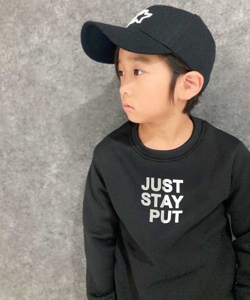 THE CASUAL(カジュアル)の「裏起毛クルーネックプリントトレーナー キッズ(スウェット・キッズ・ベージュ系/ホワイト系/オフホワイト/ベージュ/ブラック系2/ブラック/ブラック系1/杢グレー/ブラック系・110cm/130cm/120cm/140cm/150cm/160cm)」の1枚目の写真