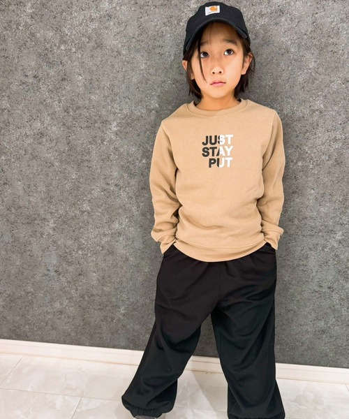 THE CASUAL(カジュアル)の「裏起毛クルーネックプリントトレーナー キッズ(スウェット・キッズ・ベージュ系/ホワイト系/オフホワイト/ベージュ/ブラック系2/ブラック/ブラック系1/杢グレー/ブラック系・110cm/130cm/120cm/140cm/150cm/160cm)」の9枚目の写真