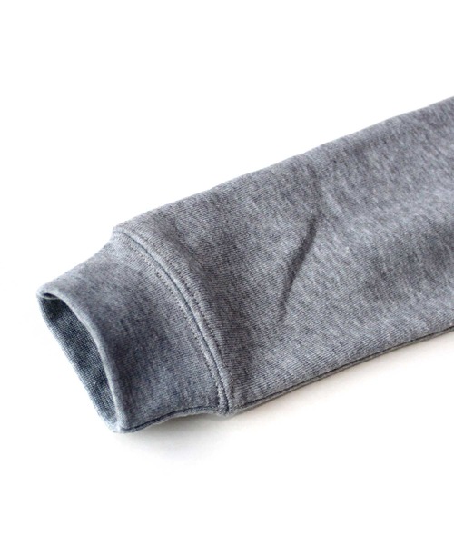 THE CASUAL(カジュアル)の「裏起毛クルーネックプリントトレーナー キッズ(スウェット・キッズ・ベージュ系/ホワイト系/オフホワイト/ベージュ/ブラック系2/ブラック/ブラック系1/杢グレー/ブラック系・110cm/130cm/120cm/140cm/150cm/160cm)」の15枚目の写真