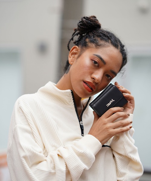 X-girl(エックスガール)の「FAUX LEATHER MINI WALLET(財布・レディース・ライトグリーン/ピンク/ブラック・ONE SIZE)」の11枚目の写真