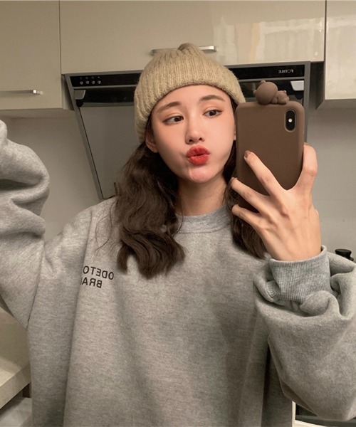 Chaco closet（チャコ クローゼット）の「バックロゴスウェット（スウェット・レディース・ホワイト/ブラック/グレー・L）」の3枚目の写真