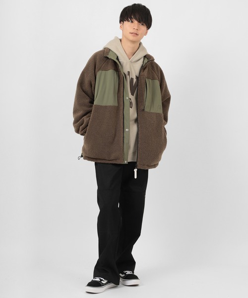 POWER TO THE PEOPLE（パワートゥーザピープル）の「【POWER TO THE PEOPLE/パワー トゥザ ピープル】リーバーシブル スタンドナイロンジャケット/ボアジャケット/【撥水】【防汚】（ブルゾン・メンズ・ブラック/ベージュ/カーキ/マルチ・M/L）」の9枚目の写真