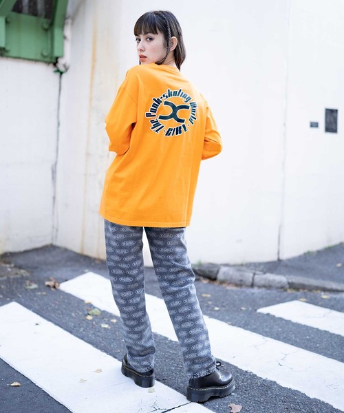 X-girl（エックスガール）の「OVAL LOGO DENIM PANTS（デニムパンツ・レディース・ブラック/ライトインディゴブルー・S/M/XS）」の4枚目の写真