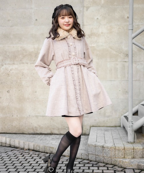 ROJITA ロジーダ　コート　クリーム色ファーコート ROJITA（毛皮/ファーコート）のフリマアイテム一覧