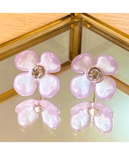 tone(トーン)の「【LoveAmooN】swarovski×flower purple (MA)(ピアス(両耳用)・レディース・ゴールド・FREE)」の1枚目の写真