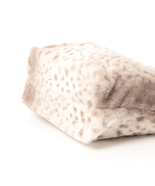 alcali（アルカリ）の「メイクル　ファー使いハンドバッグ【取り扱い店舗限定】（ハンドバッグ・レディース・ダークグレー/ブラウン/グレー・FREE）」の4枚目の写真