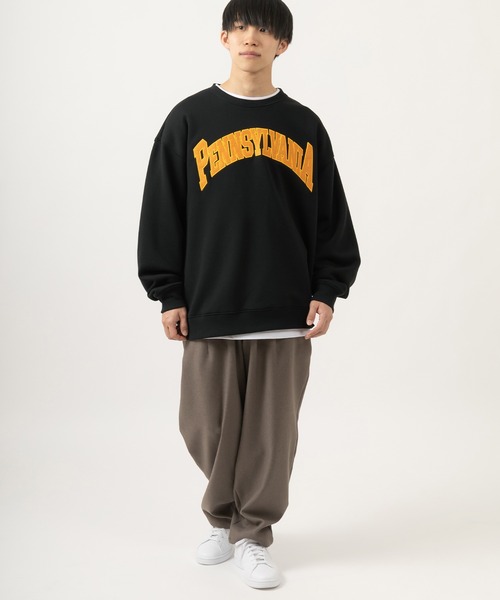SlashDate(スラッシュデイト)の「カレッジロゴアップリケ刺繍スウェット/ビッグシルエット/裏起毛(スウェット・メンズ・アッシュグレー/ブラック/グリーン/ブルーグレー・M/L/XL)」の11枚目の写真